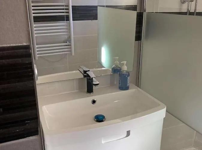 Maison Cosy Centre De Nimes